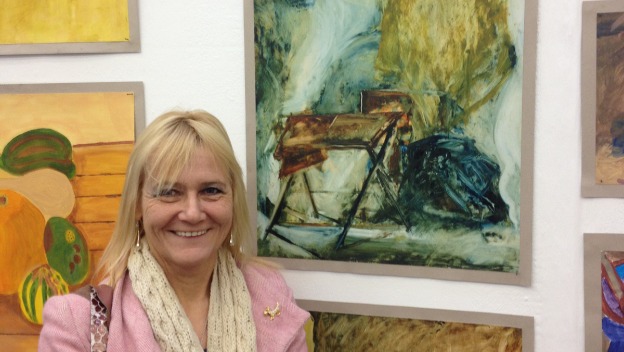 Home Instead Senior Care is delighted to be supporting local artist Fiona Fahey with her Arts & Crafts Club for Older People